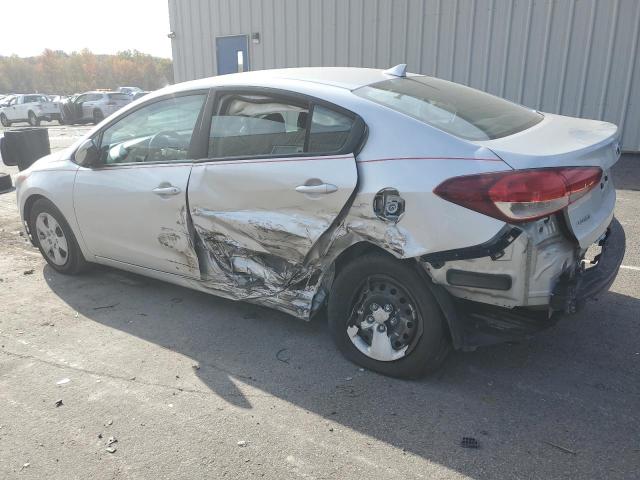Изображение 2 2018 KIA FORTE LX 2018 с VIN 3KPFK4A72JE225679