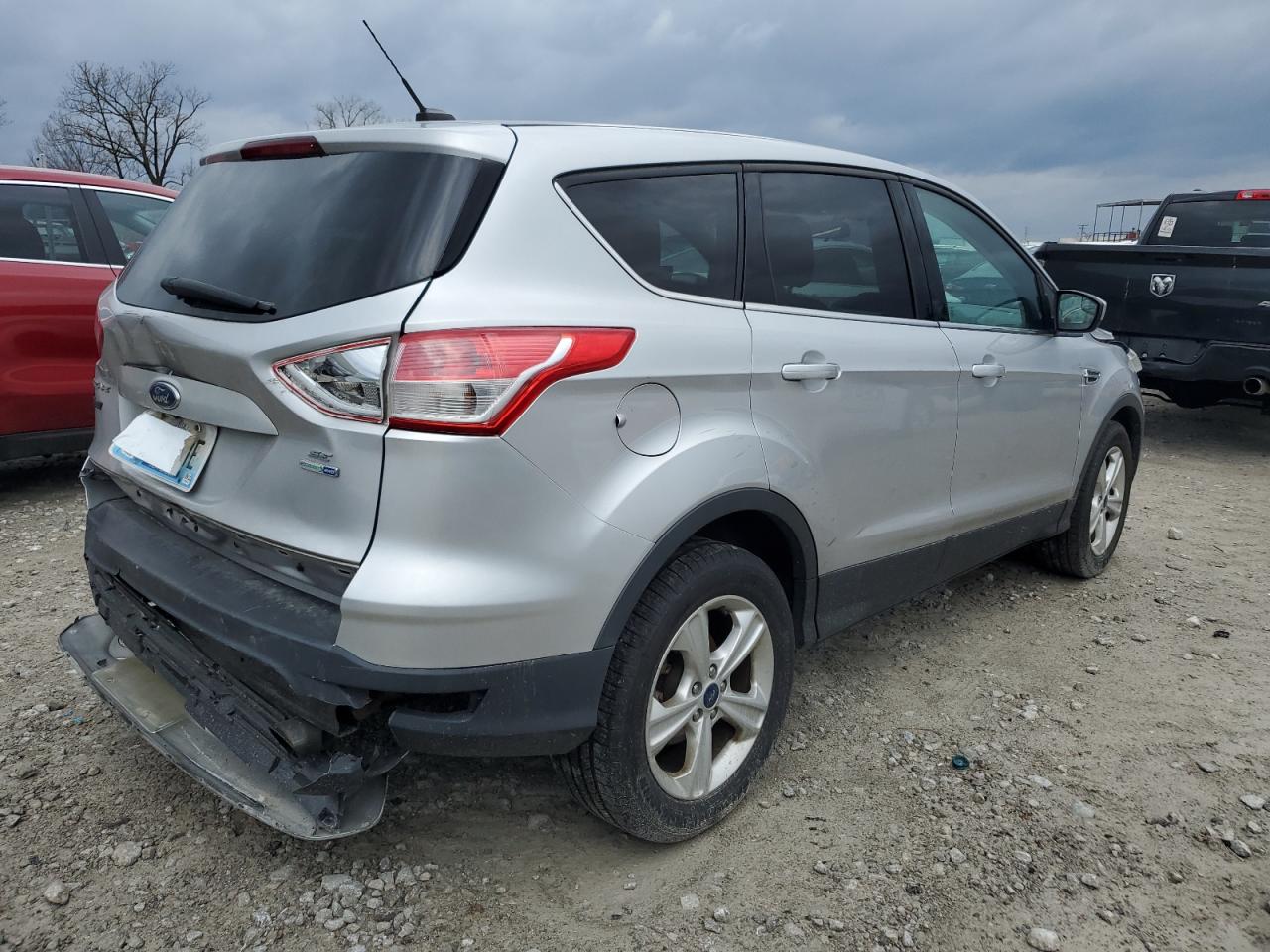 Image 3 of 2016 FORD ESCAPE SE 2016 with VIN 1FMCU9GXXGUB80952