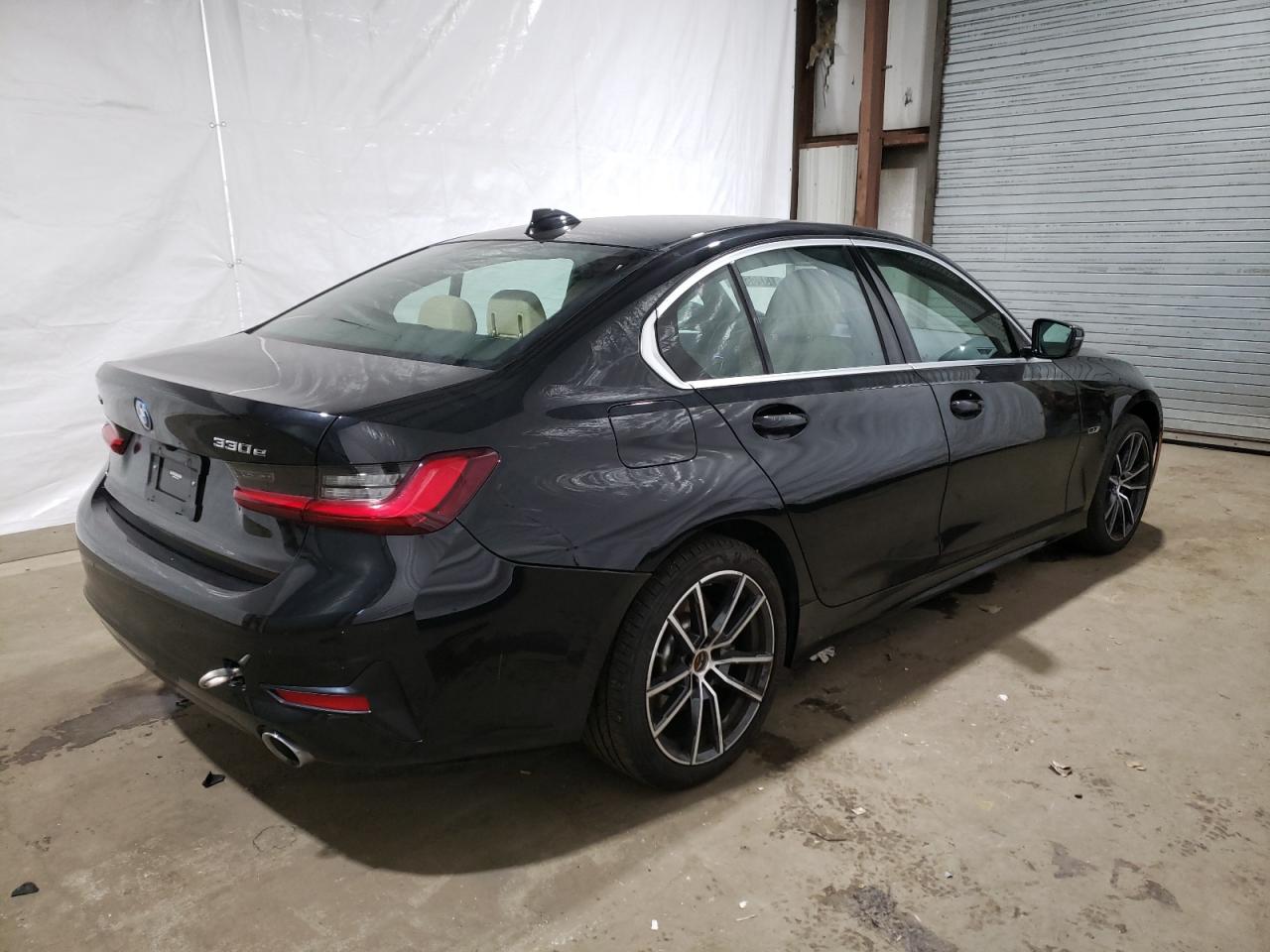 Image 3 of 2022 BMW 330XE  2022 with VIN 3MW5P9J09N8C72304