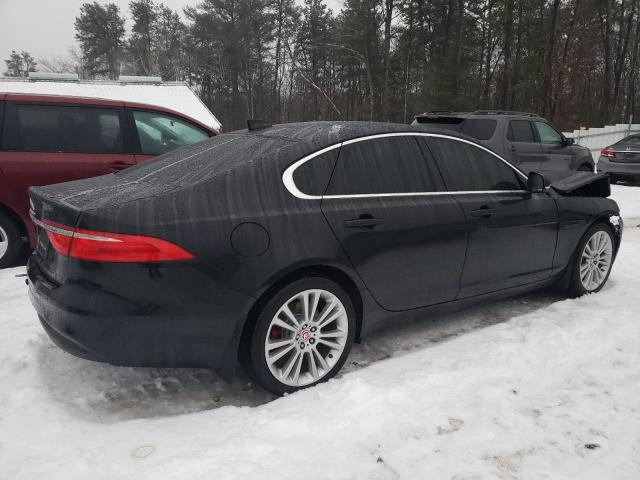 Obraz 3 z 2017 JAGUAR XF PRESTIGE 2017 z VIN SAJBK4BN5HCY44629