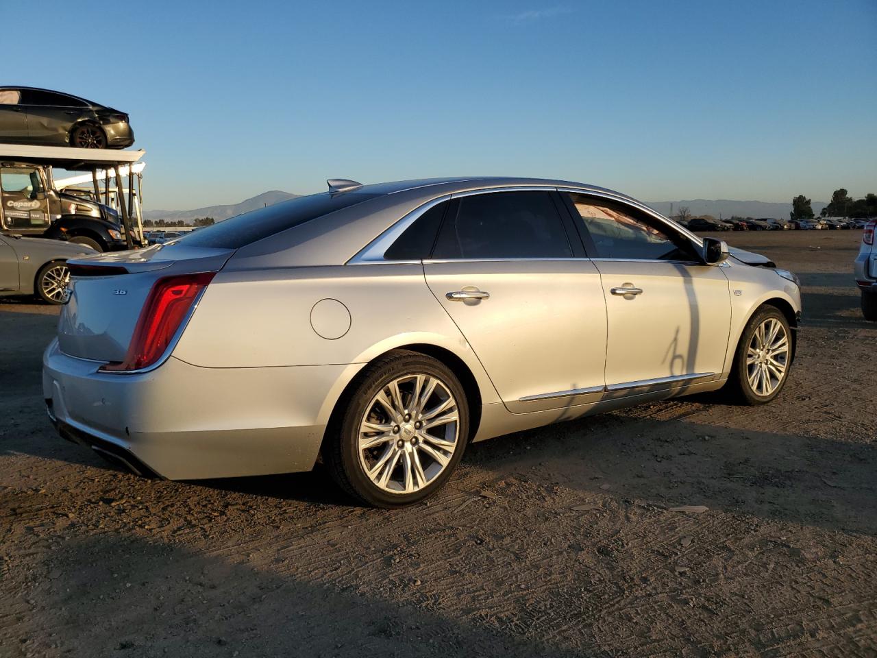Obraz 3 z 2019 CADILLAC XTS LUXURY 2019 z VIN 2G61M5S3XK9146351