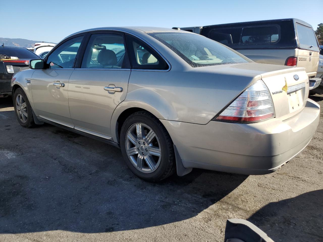 Obraz 2 z 2009 FORD TAURUS LIMITED 2009 z VIN 1FAHP25W89G109632