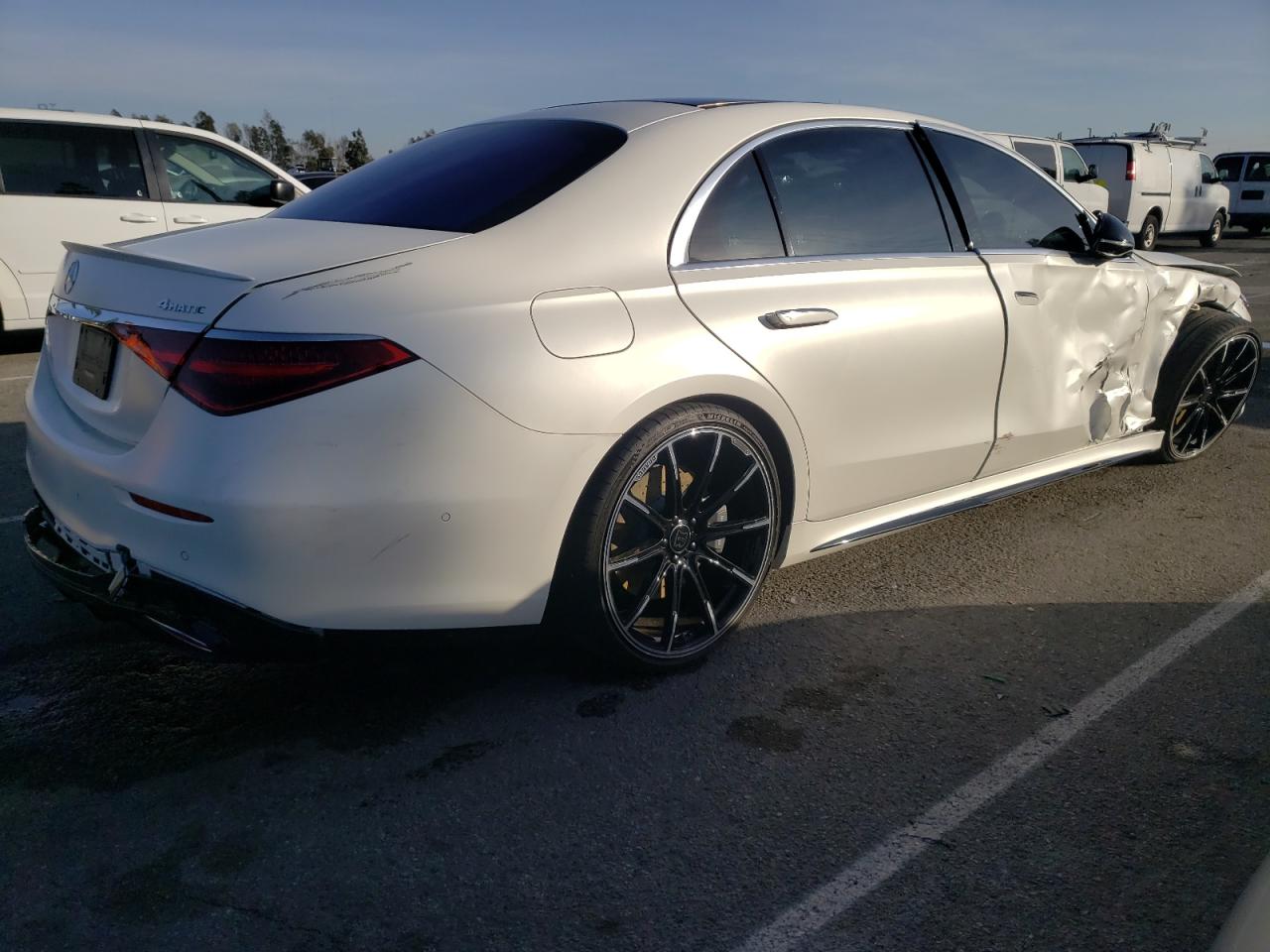 Image 3 of 2022 MERCEDES-BENZ S 580 4MATIC 2022 with VIN W1K6G7GB0NA104114