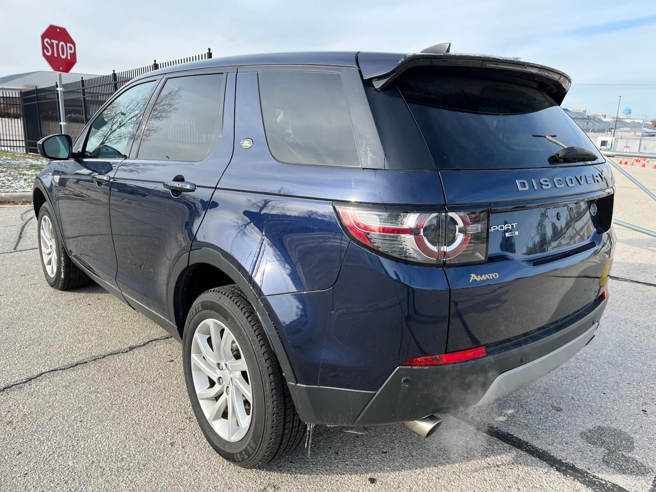 Image 3 of 2017 LAND ROVER DISCOVERY SPORT HSE 2017 with VIN SALCR2BG3HH649208