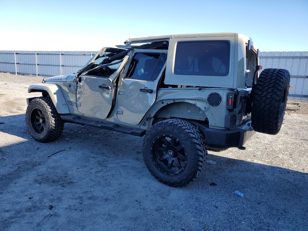 Image 2 of 2017 JEEP WRANGLER UNLIMITED SAHARA 2017 with VIN 1C4BJWEG7HL676440