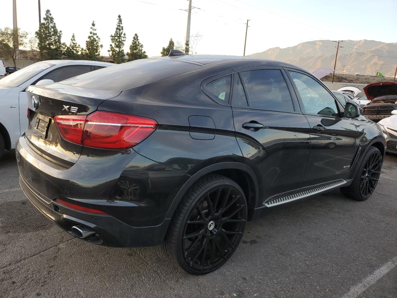 Изображение 3 2016 BMW X6 SDRIVE35I 2016 с VIN 5UXKU0C52G0F92842