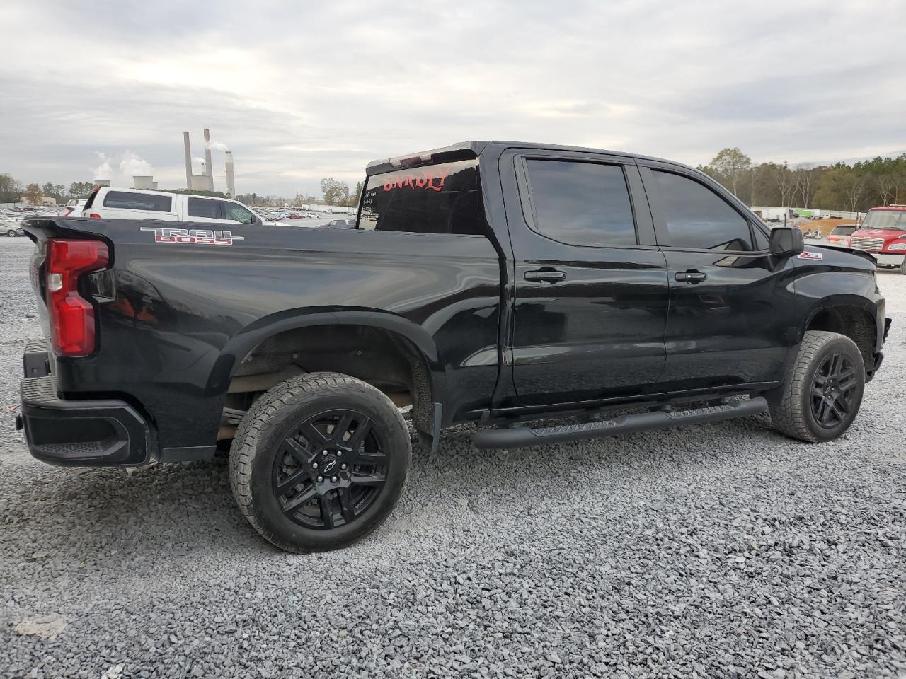 Изображение 3 2021 CHEVROLET SILVERADO K1500 LT TRAIL BOSS 2021 с VIN 1GCPYFEL1MZ432756