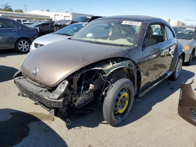 2013 VOLKSWAGEN BEETLE  2013 image