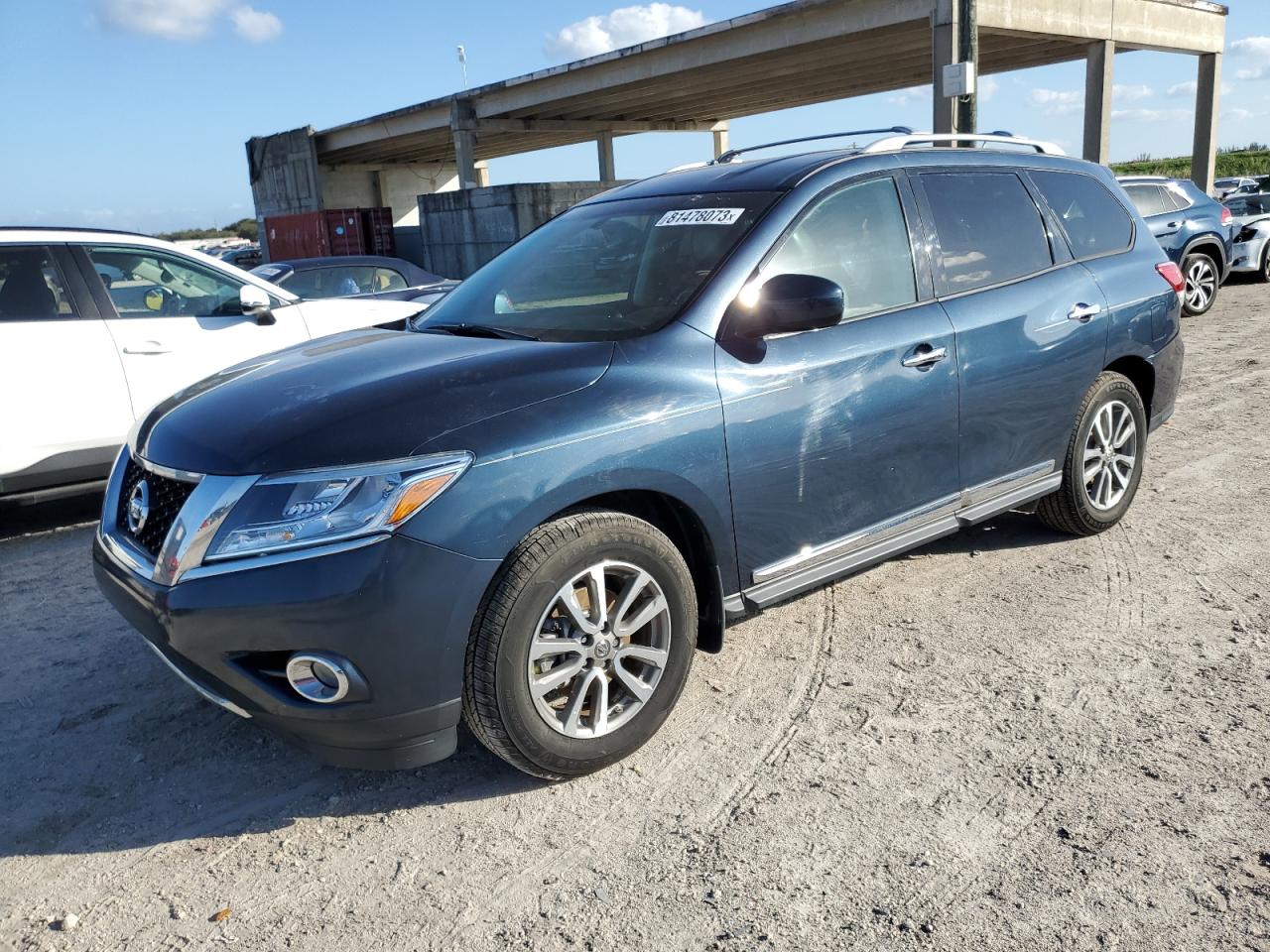 Image 1 of 2014 NISSAN PATHFINDER S 2014 with VIN 5N1AR2MN8EC636226