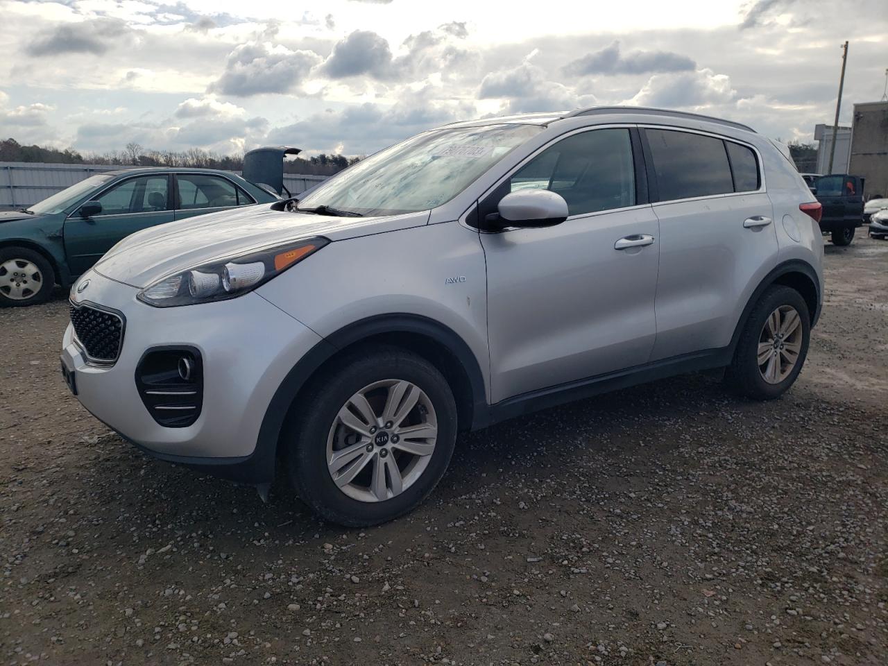 Изображение 1 2017 KIA SPORTAGE LX 2017 с VIN KNDPMCAC9H7035975