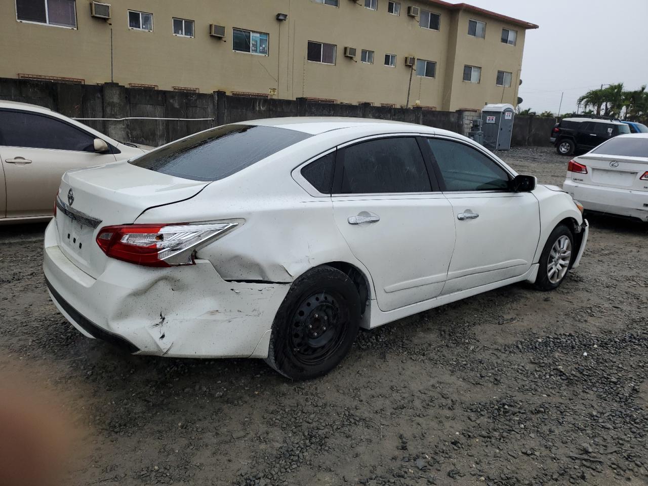 Obraz 3 z 2017 NISSAN ALTIMA 2.5 2017 z VIN 1N4AL3AP8HN308692
