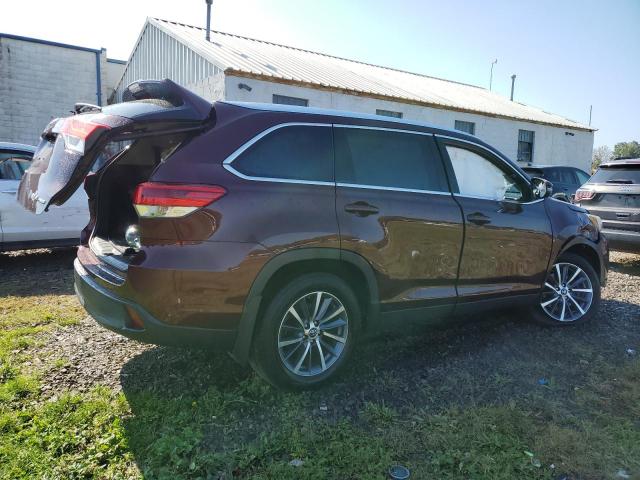 Obraz 3 z 2019 TOYOTA HIGHLANDER SE 2019 z VIN 5TDJZRFHXKS999996