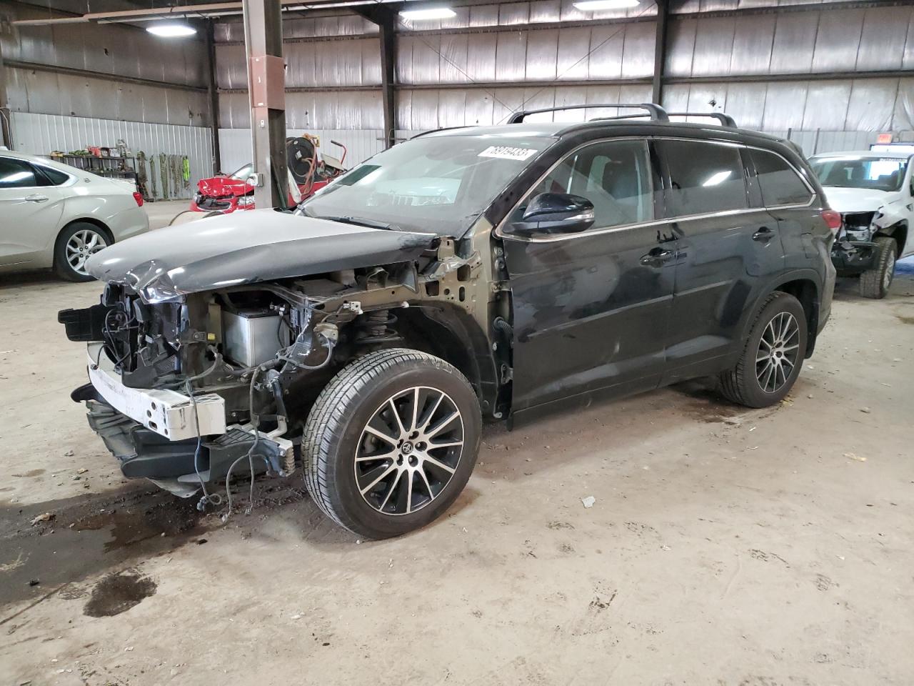 Изображение 1 2017 TOYOTA HIGHLANDER SE 2017 с VIN 5TDJZRFH3HS444364