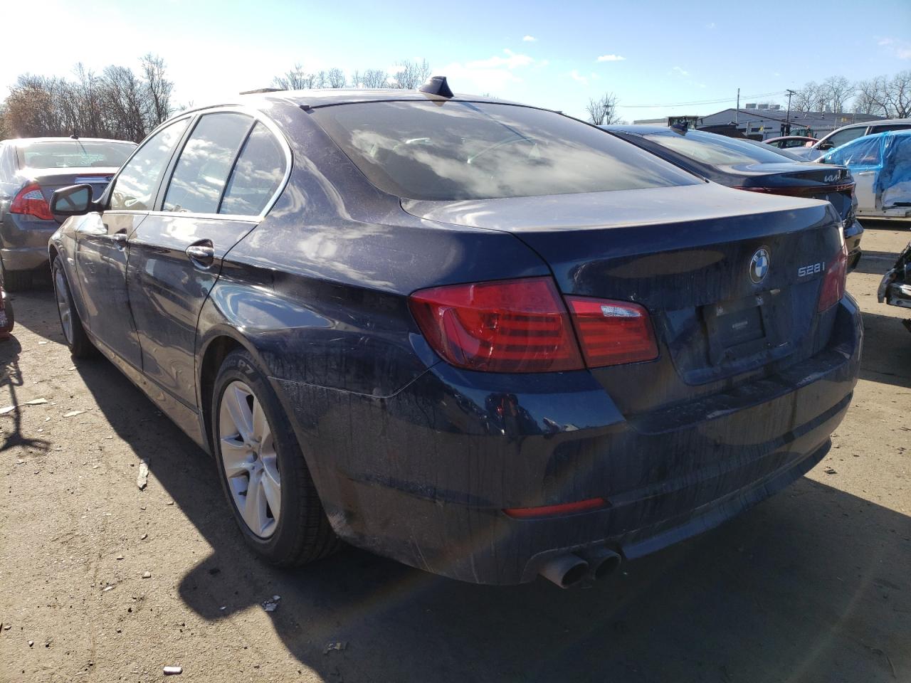 Image 2 of 2012 BMW 528 XI 2012 with VIN WBAXH5C57CDW10158