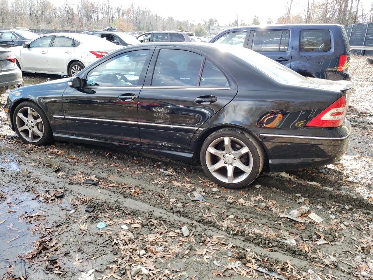 Image 2 of 2007 MERCEDES-BENZ C 230 2007 with VIN WDBRF52HX7F874187