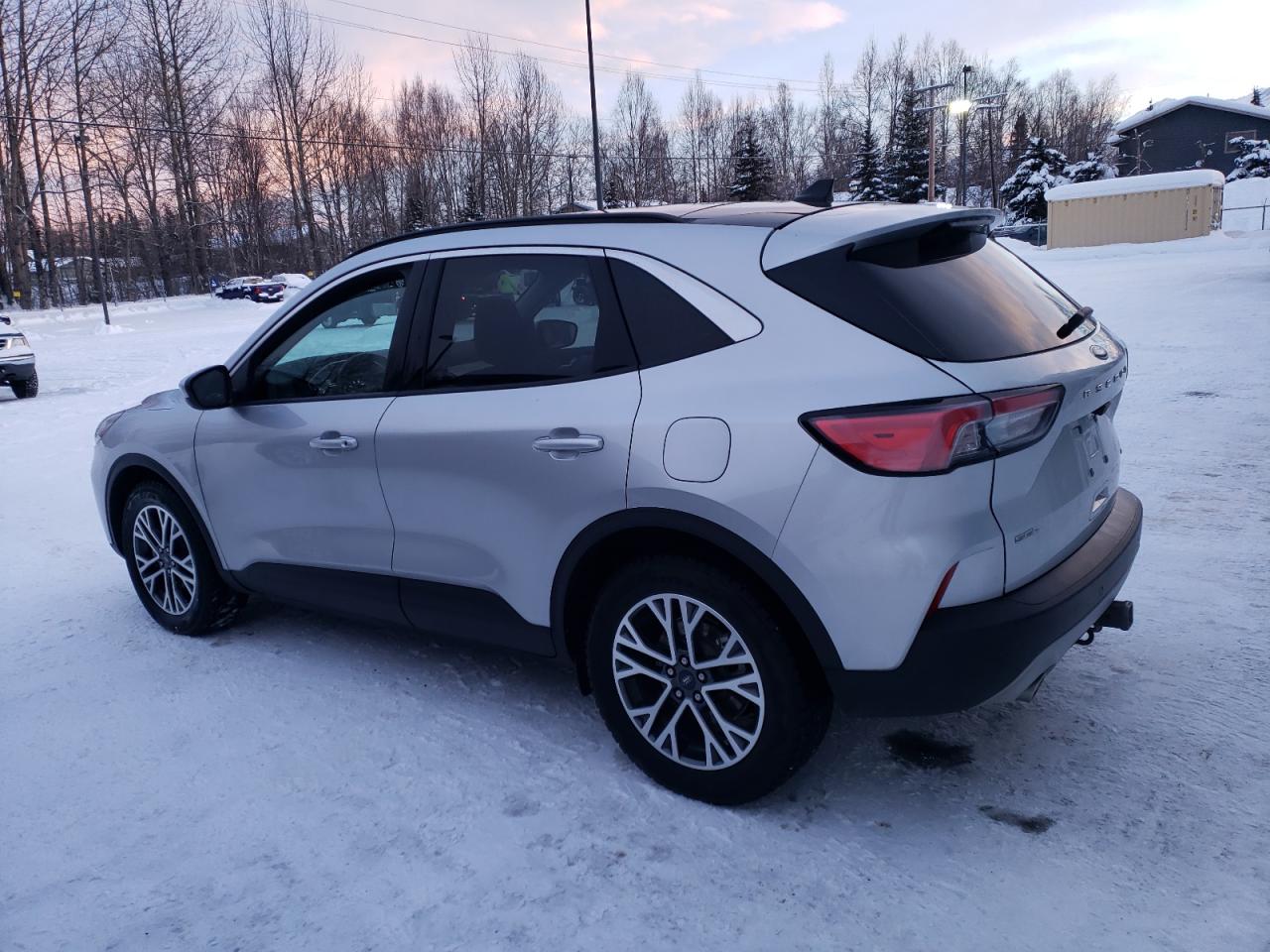 Image 2 of 2020 FORD ESCAPE SEL 2020 with VIN 1FMCU9H97LUB31251