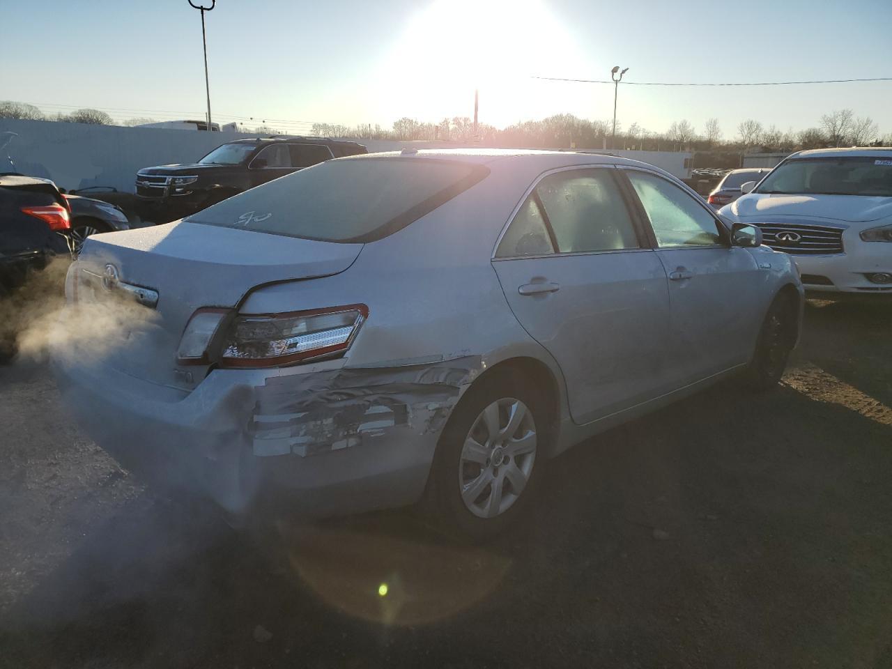 Image 3 of 2011 TOYOTA CAMRY HYBRID 2011 with VIN 4T1BB3EK3BU126889
