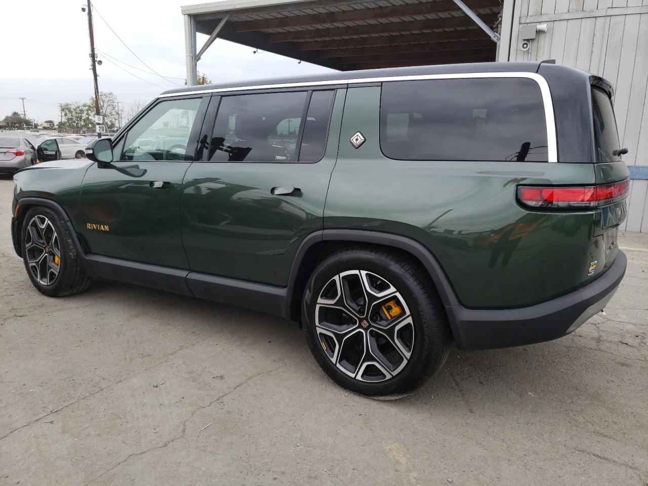 Изображение 2 2023 RIVIAN R1S LAUNCH EDITION 2023 с VIN 7PDSGABL7PN004473