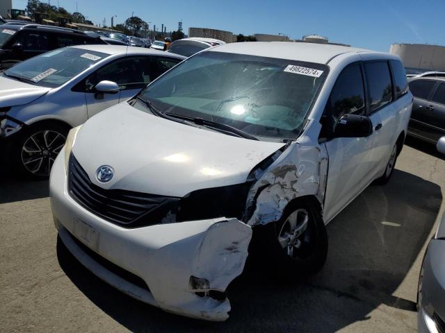 Изображение 2012 TOYOTA SIENNA  2012
