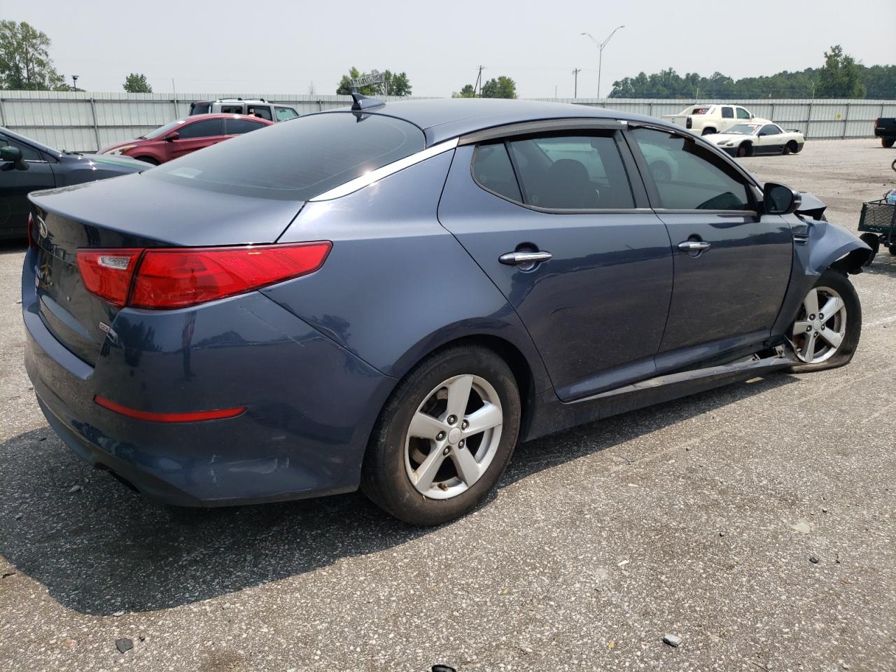 Изображение 3 2015 KIA OPTIMA LX 2015 с VIN 5XXGM4A79FG475370