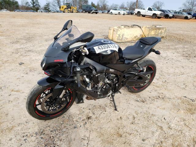 Image 2 of 2020 SUZUKI GSX-R1000  2020 with VIN JS1DM11B2L7100148
