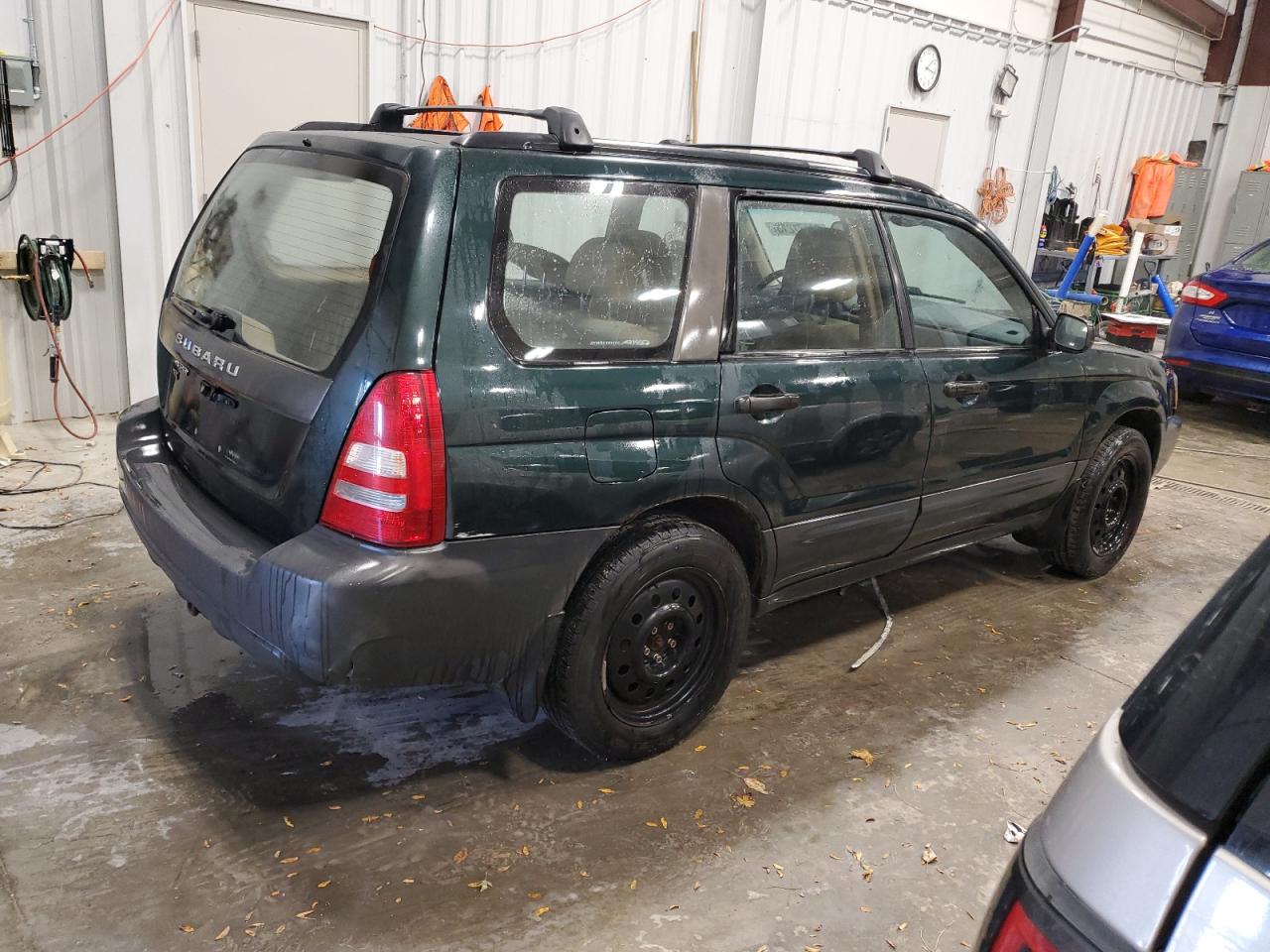 Image 3 of 2005 SUBARU FORESTER 2.5X 2005 with VIN JF1SG63605H705063