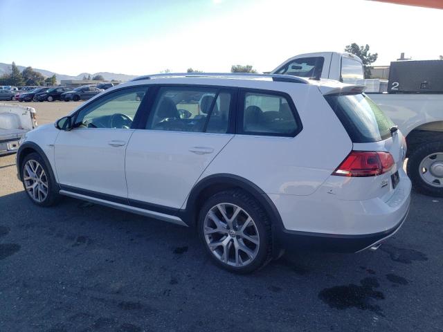 Image 2 of 2017 VOLKSWAGEN GOLF ALLTRACK S 2017 with VIN 3VWH17AU2HM531023