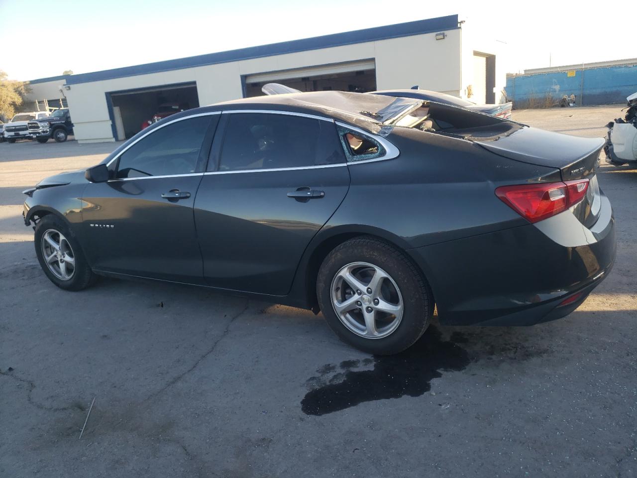 Изображение 2 2017 CHEVROLET MALIBU LS 2017 с VIN 1G1ZC5ST0HF259575