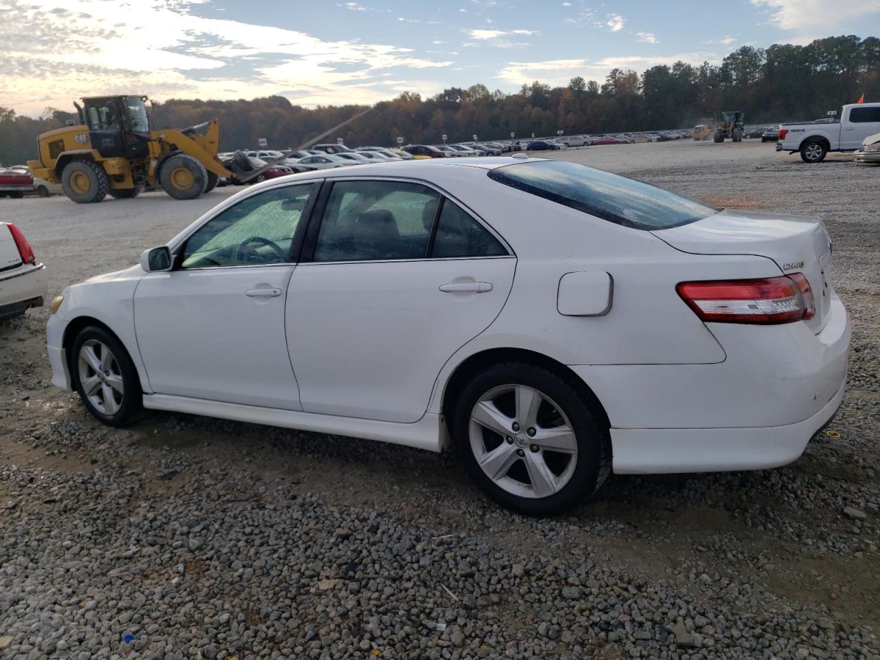 Obraz 2 z 2011 TOYOTA CAMRY BASE 2011 z VIN 4T1BF3EK2BU770727