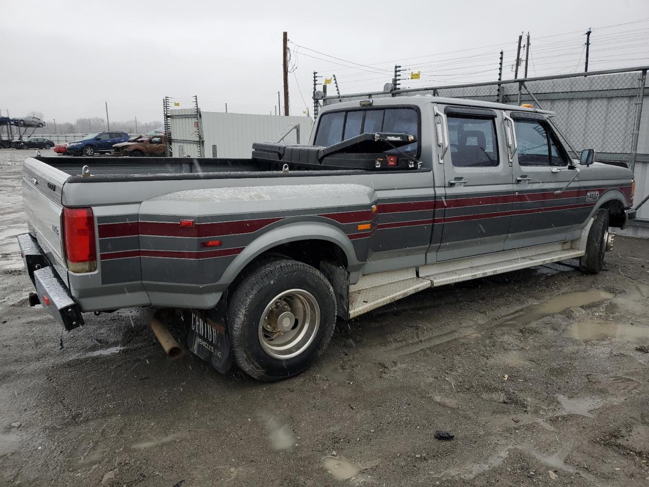 Image 3 of 1989 FORD F350  1989 with VIN 2FTJW35G7KCA52330