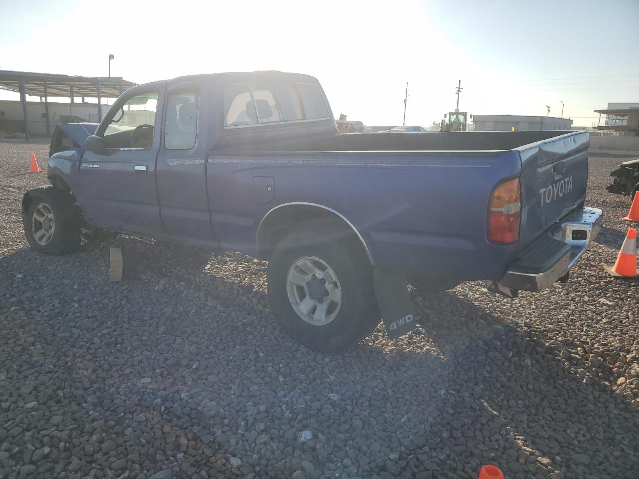 Image 2 of 1996 TOYOTA TACOMA XTRACAB 1996 with VIN 4TAWN72N2TZ135537