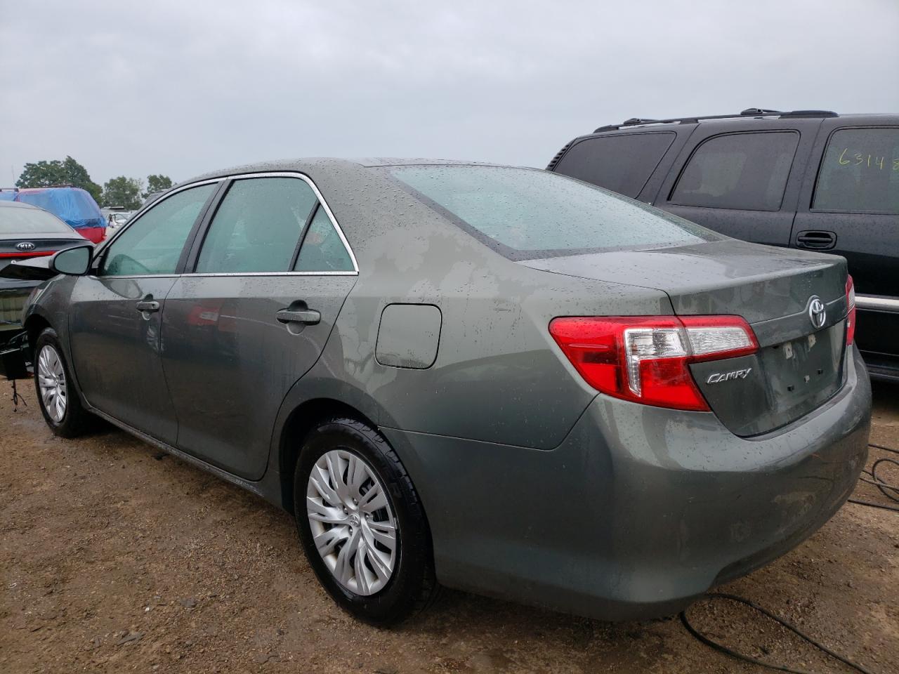 Obraz 2 z 2014 TOYOTA CAMRY L 2014 z VIN 4T4BF1FK6ER427013