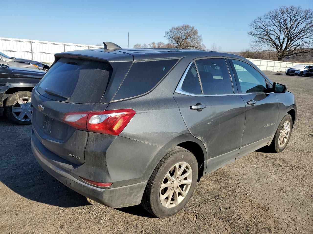 Obraz 3 z 2018 CHEVROLET EQUINOX LT 2018 z VIN 2GNAXSEV1J6297828