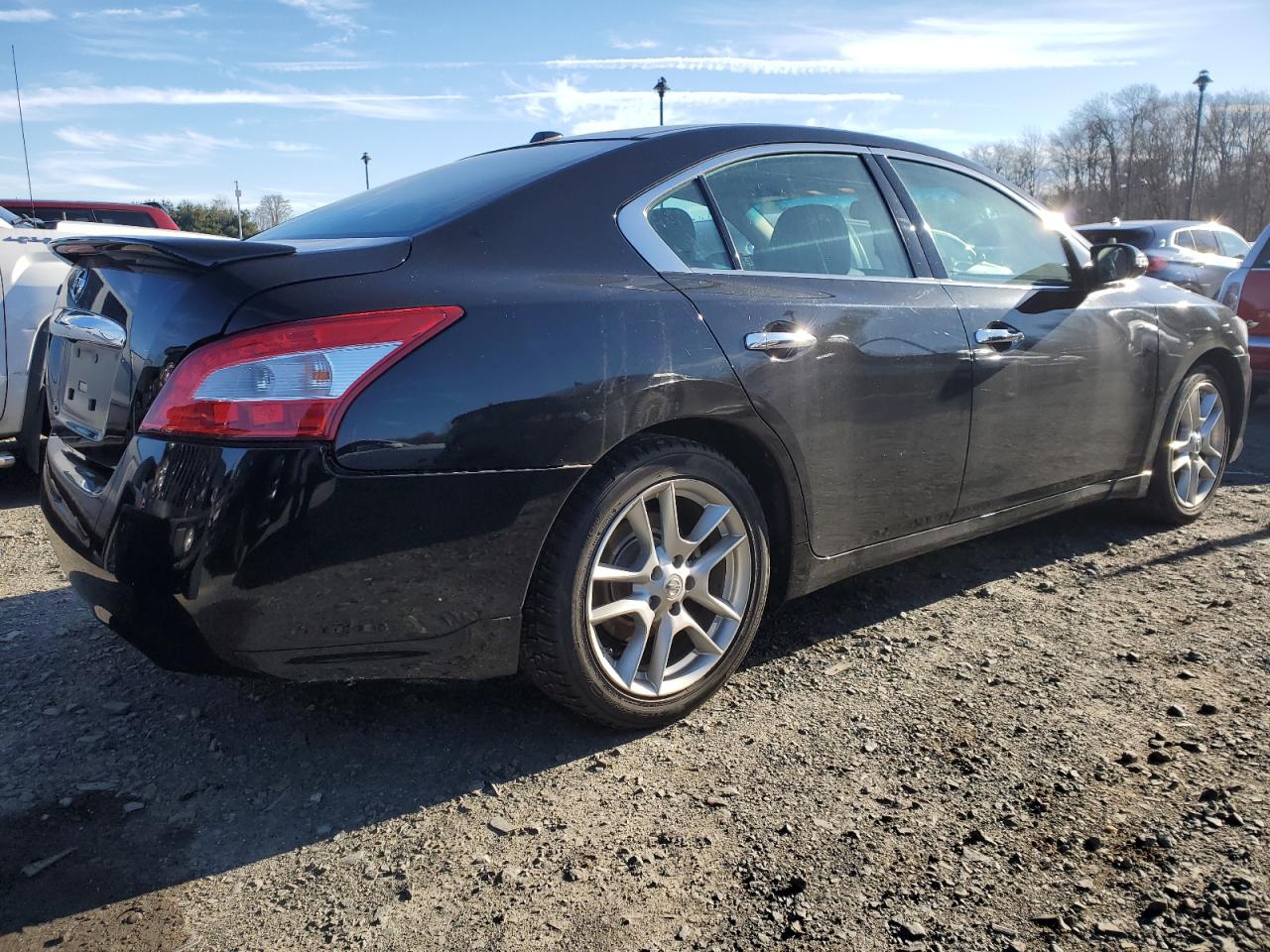 Image 3 of 2011 NISSAN MAXIMA S 2011 with VIN 1N4AA5AP3BC859861