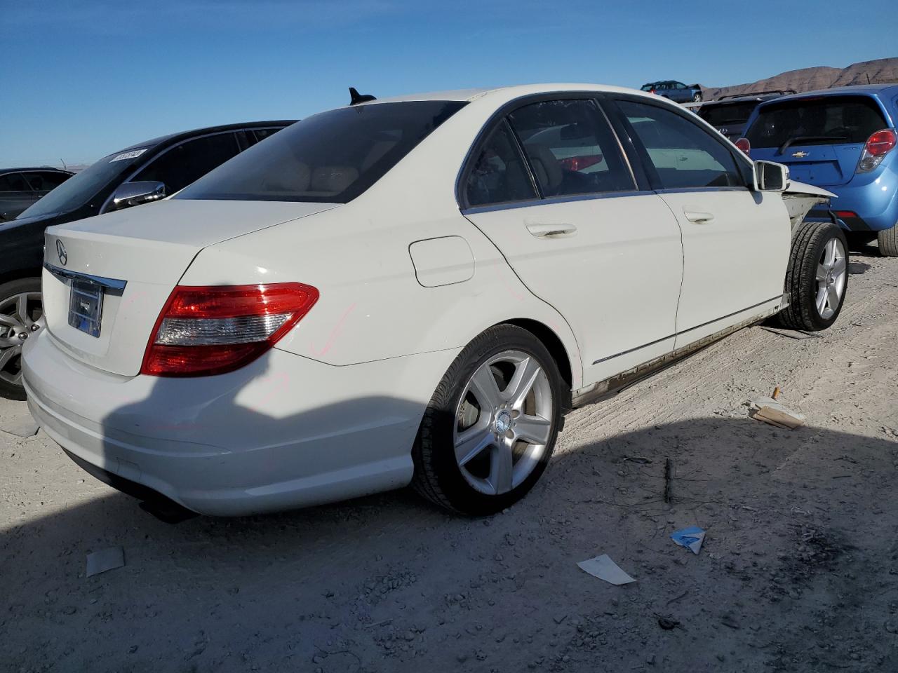 Obraz 3 z 2011 MERCEDES-BENZ C 300 2011 z VIN WDDGF5EBXBR180306