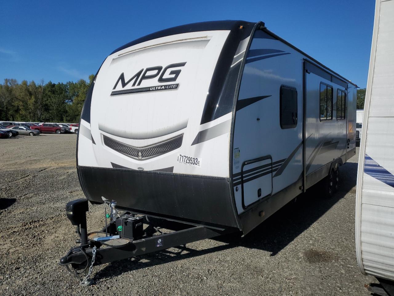 Obraz 2 z 2022 CRUI FUNFINDER 2022 z VIN 5RXHB3321N1482780