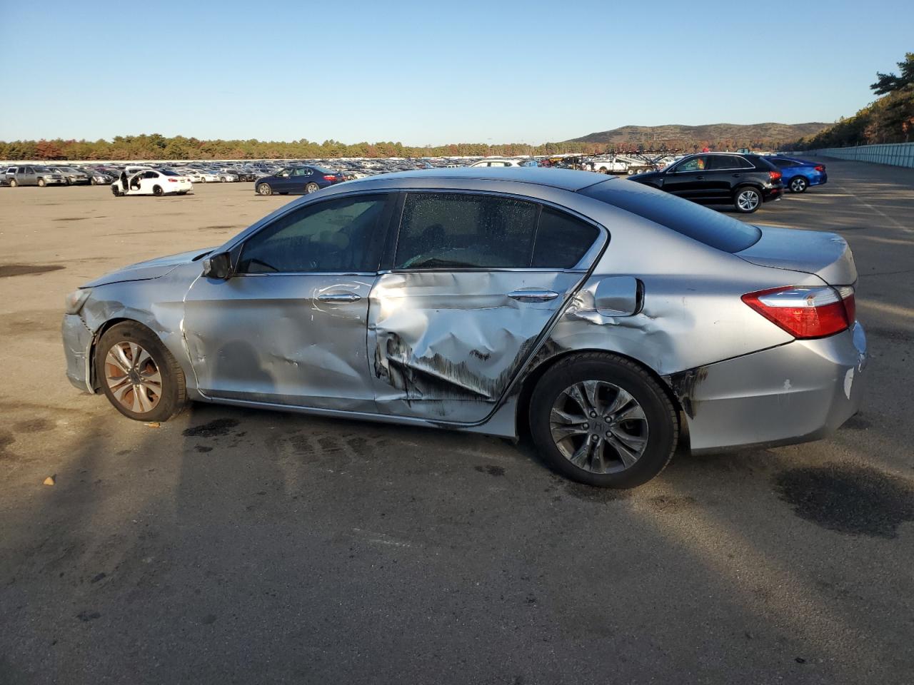 Изображение 2 2013 HONDA ACCORD LX 2013 с VIN 1HGCR2F35DA154365