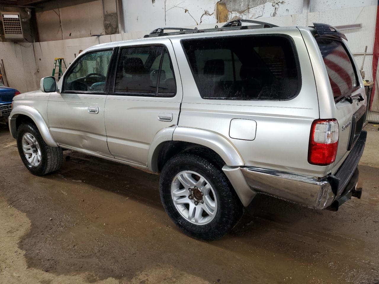 Изображение 2 2001 TOYOTA 4RUNNER SR5 2001 с VIN JT3HN86R819046105