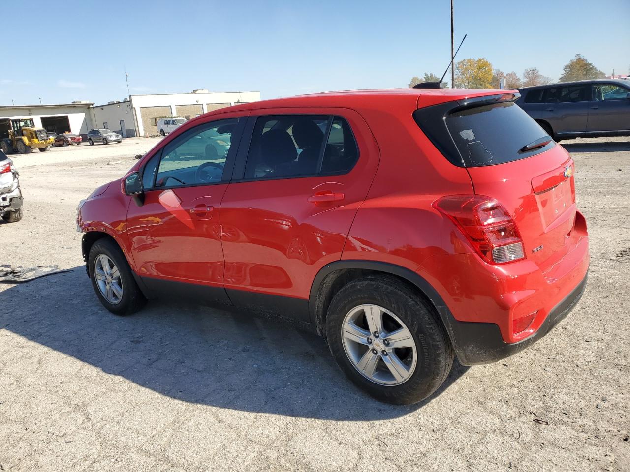 Image 2 of 2020 CHEVROLET TRAX LS 2020 with VIN KL7CJKSB7LB332754