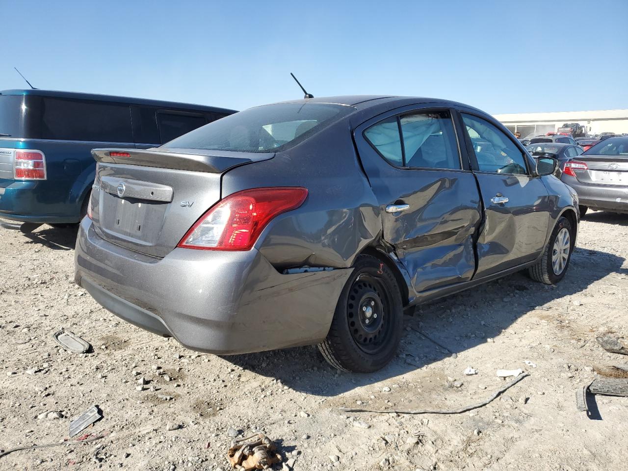 Image 3 of 2018 NISSAN VERSA S 2018 with VIN 3N1CN7AP0JL882054