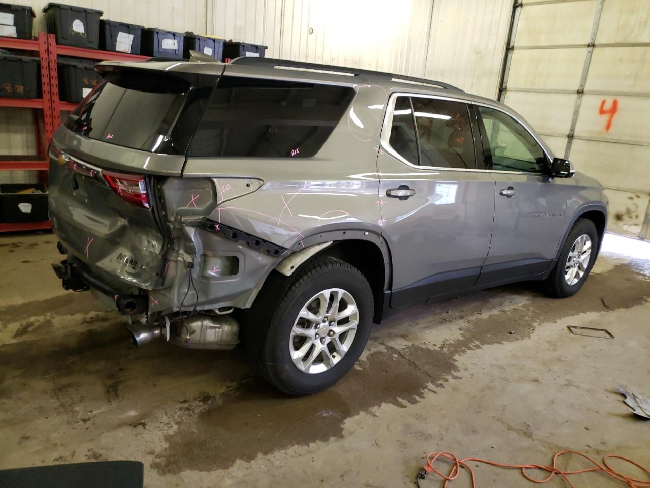 Изображение 3 2019 CHEVROLET TRAVERSE LT 2019 с VIN 1GNEVGKW1KJ203257