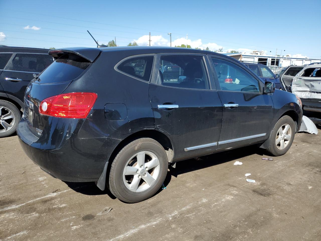 Image 3 of 2013 NISSAN ROGUE S 2013 with VIN JN8AS5MV7DW632972