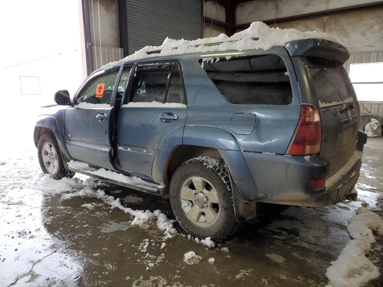 Image 2 of 2005 TOYOTA 4RUNNER LIMITED 2005 with VIN JTEBT17R458028057