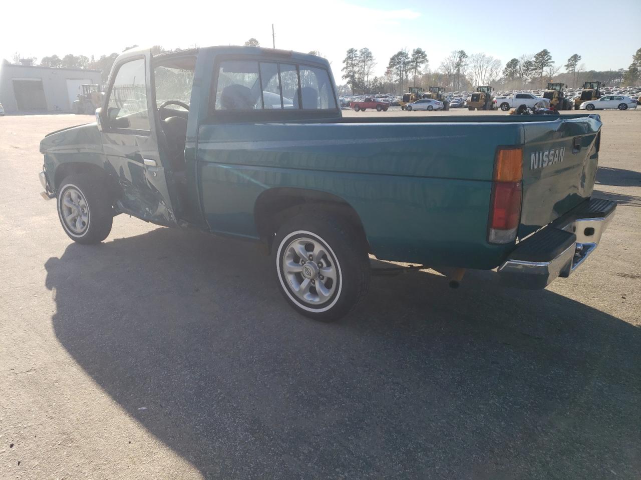 Изображение 2 1996 NISSAN TRUCK BASE 1996 с VIN 1N6SD11S6TC304548