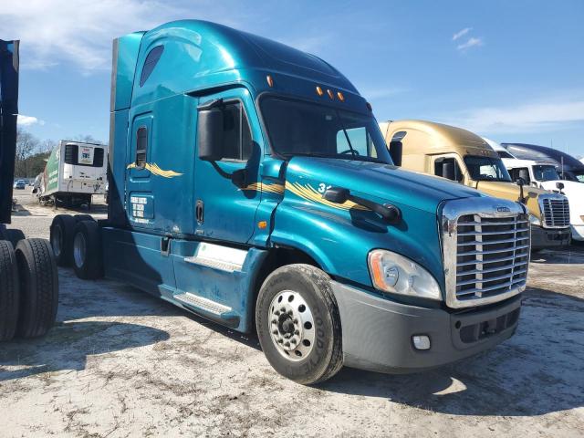 2015 FREIGHTLINER CASCADIA 125  2015 image