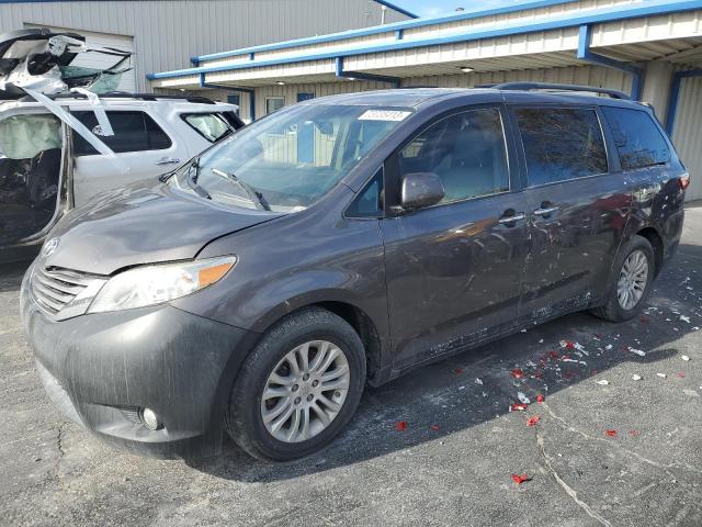 Obraz 1 z 2015 TOYOTA SIENNA XLE 2015 z VIN 5TDYK3DC6FS631053