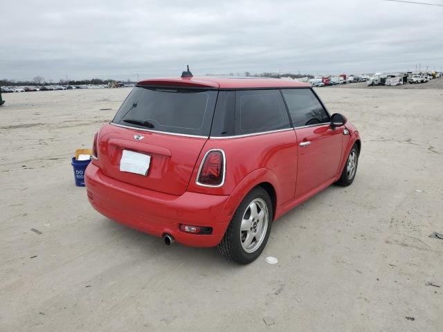 Image 3 of 2011 MINI COOPER  2011 with VIN WMWSU3C59BT096005