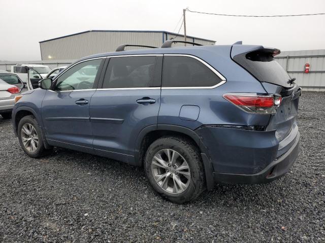 Image 2 of 2015 TOYOTA HIGHLANDER LE 2015 with VIN 5TDBKRFH7FS114443