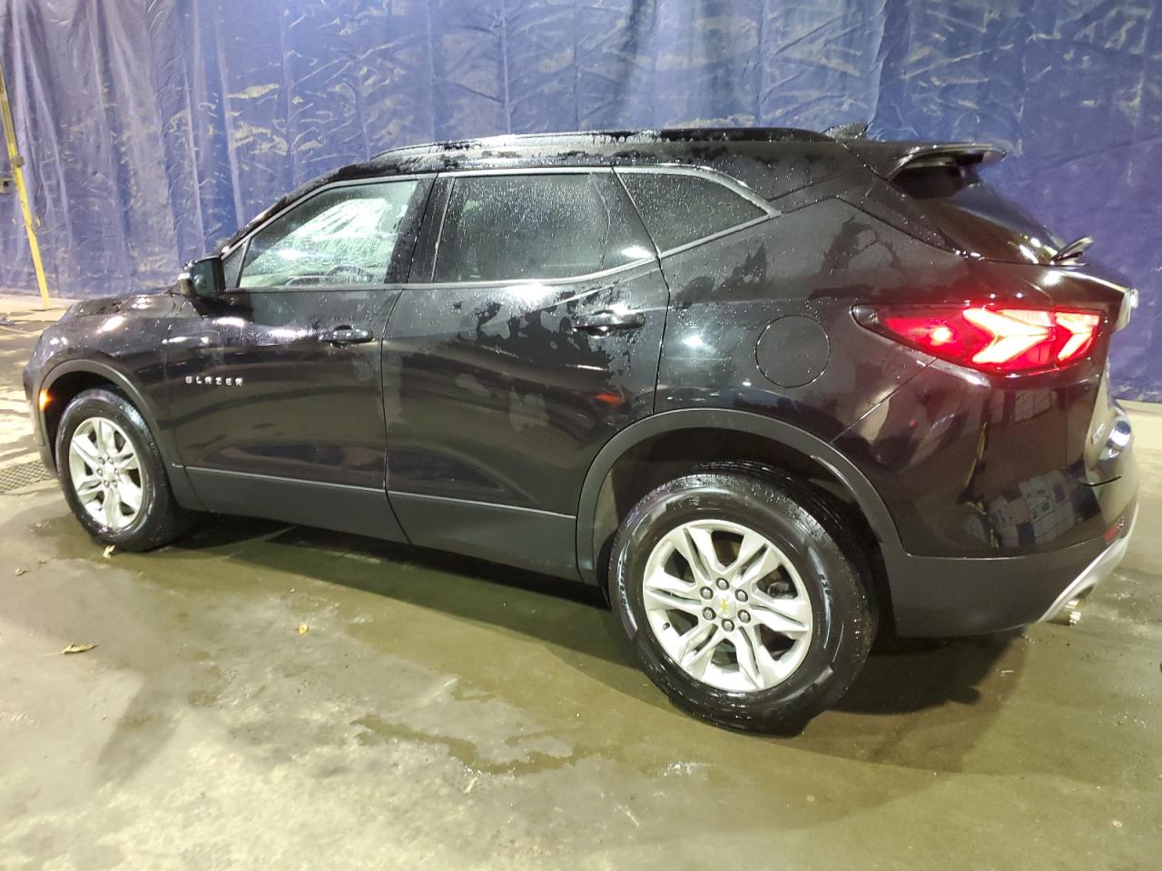 Изображение 2 2020 CHEVROLET BLAZER 2LT 2020 с VIN 3GNKBCRS8LS677391