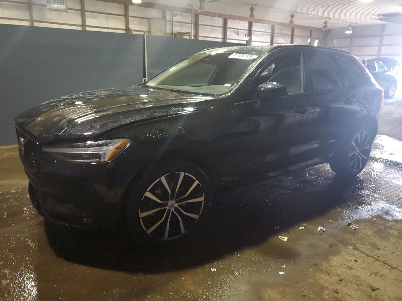 Image 1 of 2024 VOLVO XC60 PLUS 2024 with VIN YV4L12RL1R1776726